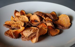 Simple Snacks: DIY Sweet Potato Chips