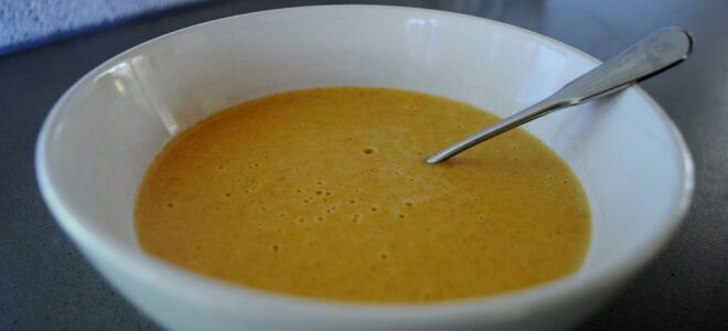 Four Ingredient Creamy Butternut Squash Soup