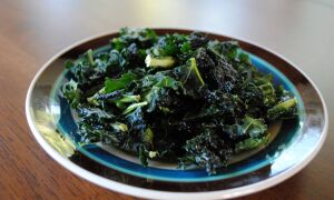 Chip-a-Licious: Make Your Own Kale Chips