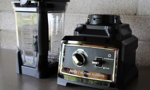 Product Review: Ninja Ultima Blender BL800 – Part 1 Overview and Green Smoothies (Bonus Recipe!)