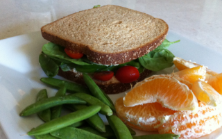 Outside the {Lunch} Box: Hummus Sandwich