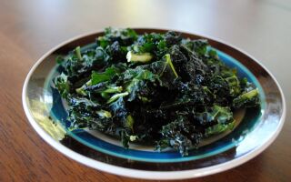 Chip-a-Licious: Make Your Own Kale Chips
