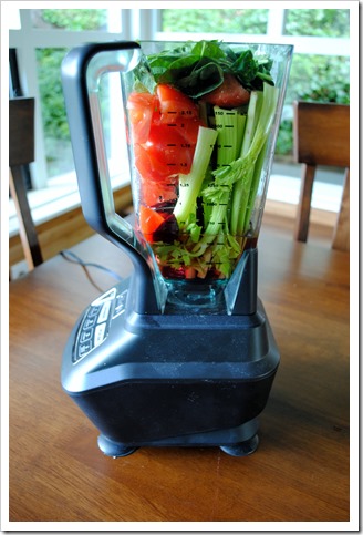 Making Tomato Vegetable Juice in the Ninja Blender–AKA ...