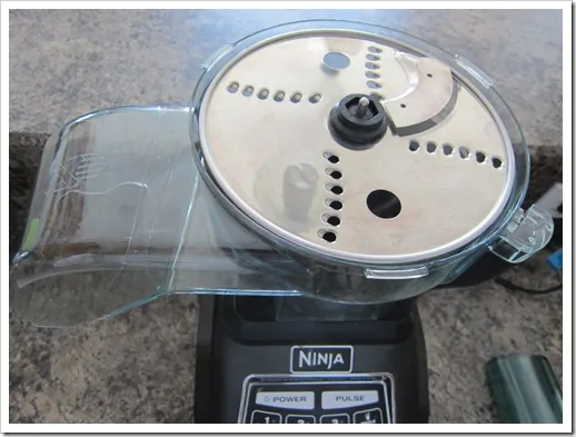 Ninja Food Processor 64 Oz Bowl, Lid W/ Feed Chute, Pusher, & Blade See  desc